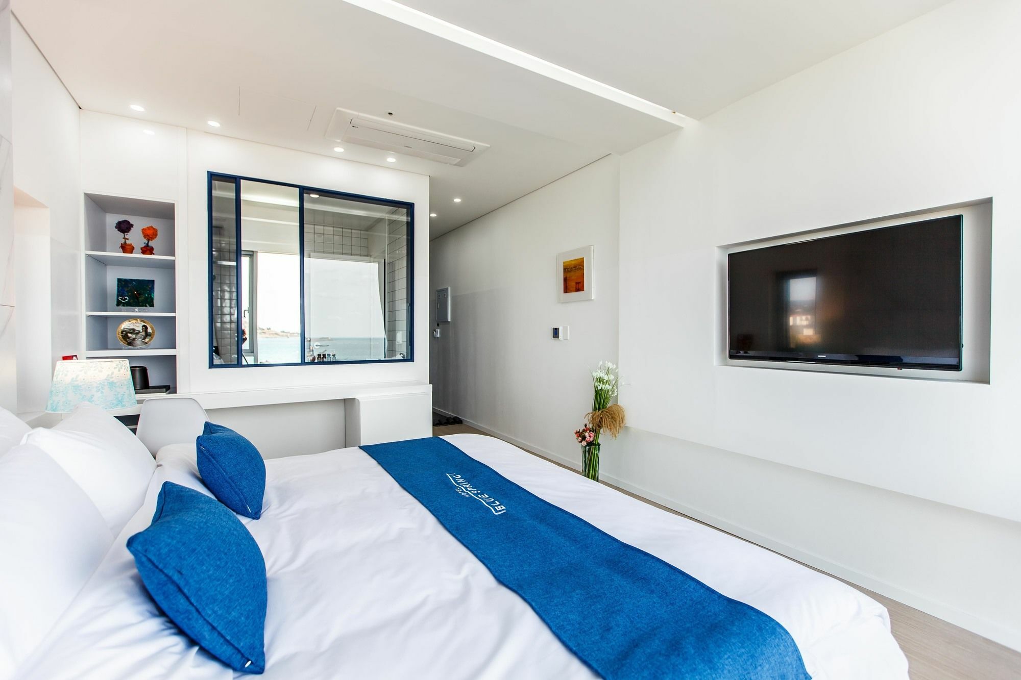 Hotel Blue Spring